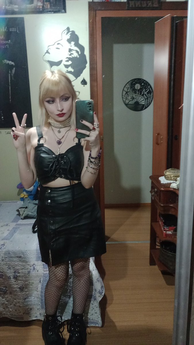 BRUNA CALCANHOTTO GALVÃO ♦ tweet media