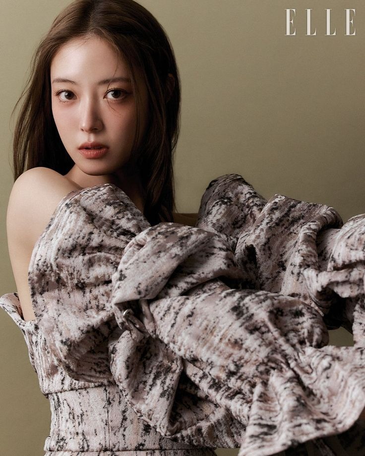 USE ' HEY / ✉️ ' - ENGLISH ONLY tweet media