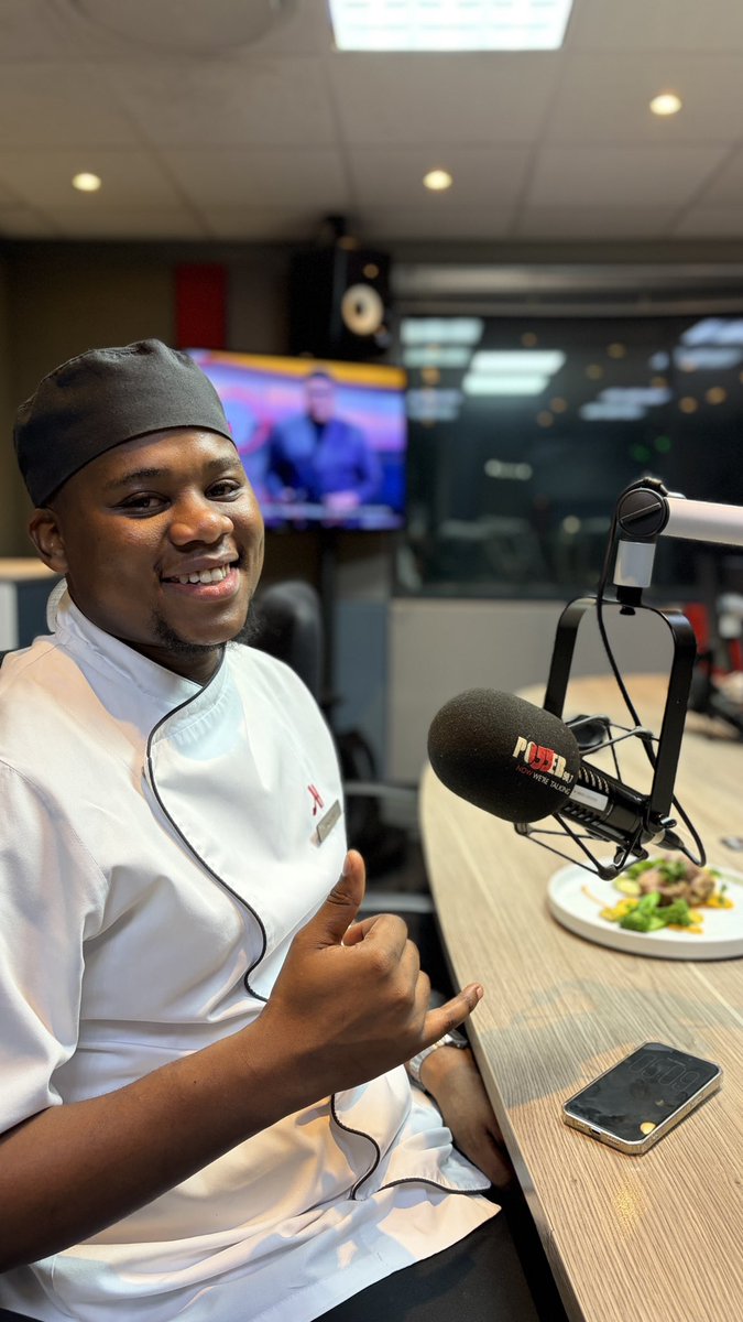 Powerfm987's tweet image. We are hanging out with Demi-Chef de Partie at Marriott Hotel Johannesburg, Pholoso Sebola as we speak all things Easter food tradition #POWERUp