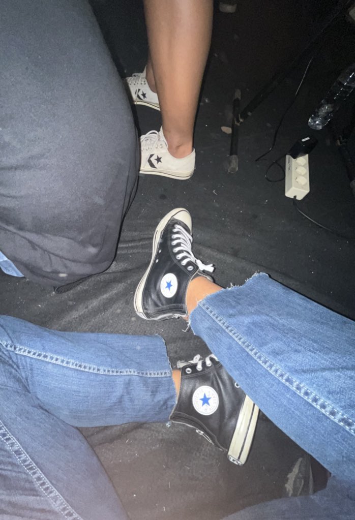 devartra tweet media