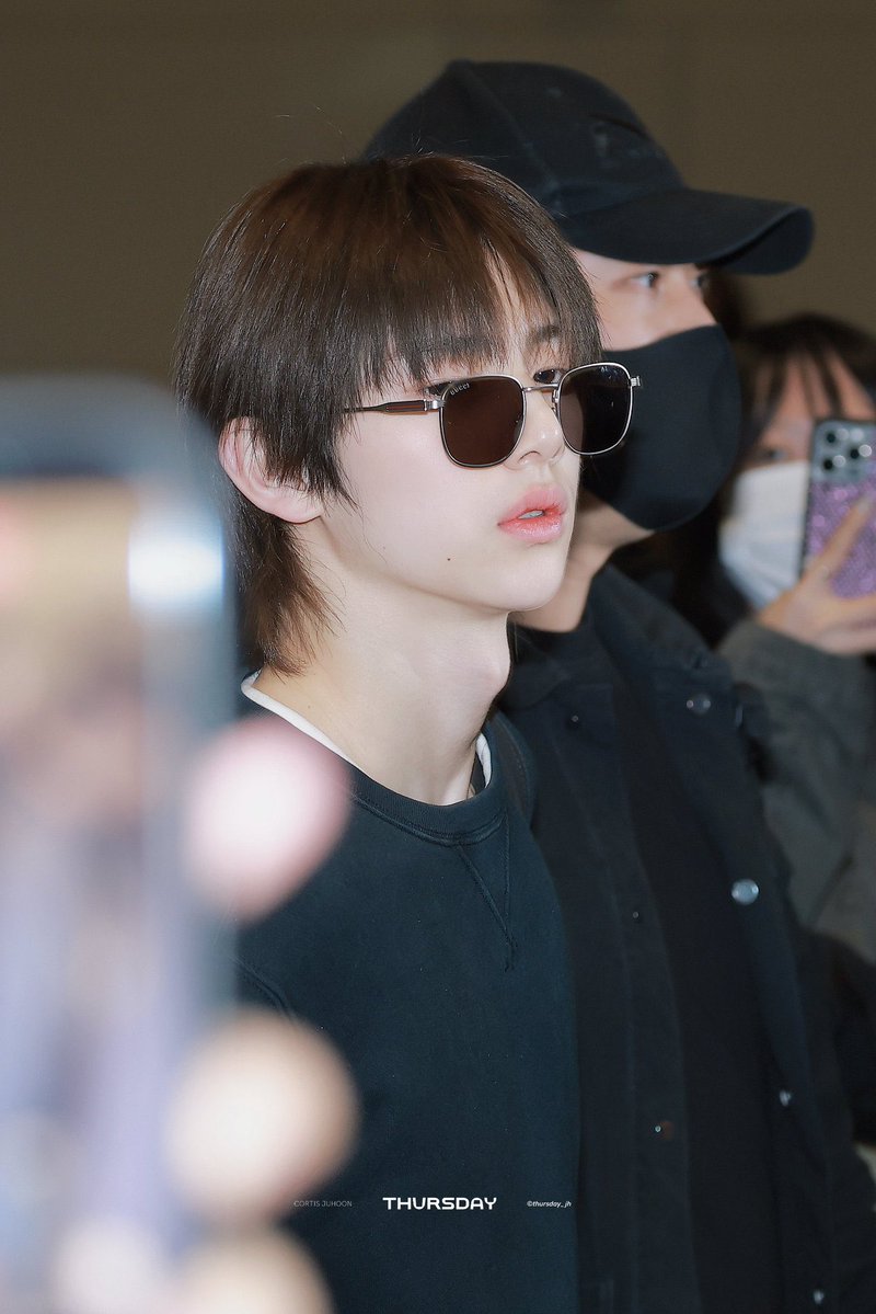 론빵.. tweet media