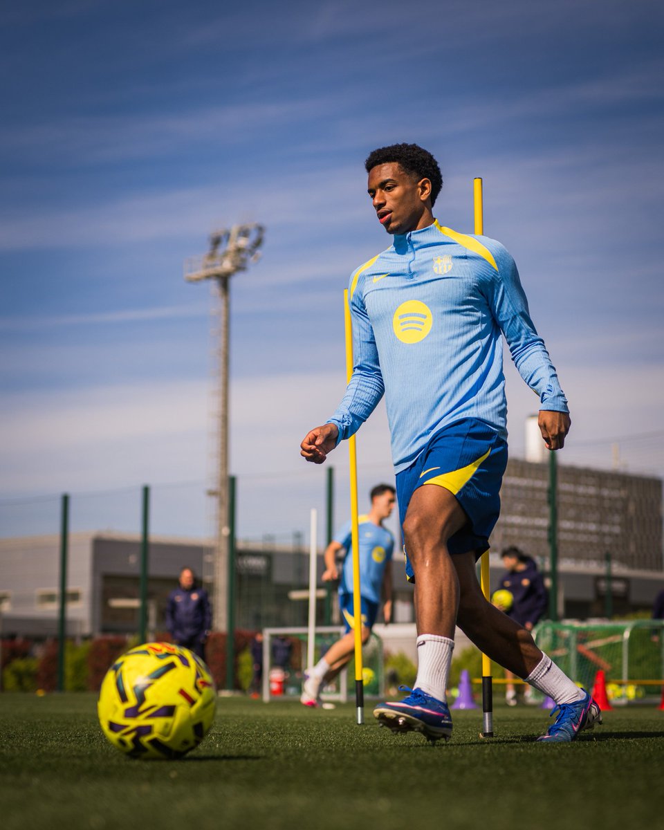 DE’ WALE 😎 tweet media