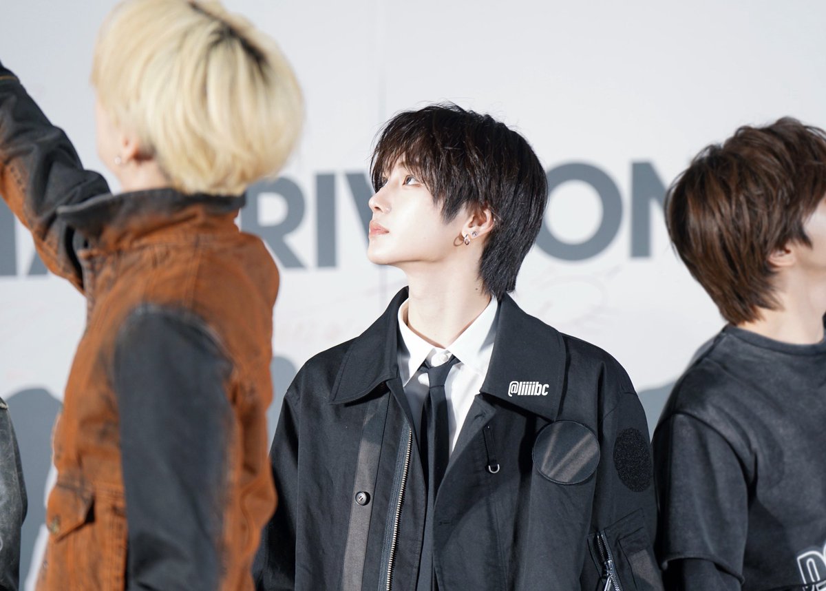 𝑨𝑿. tweet media