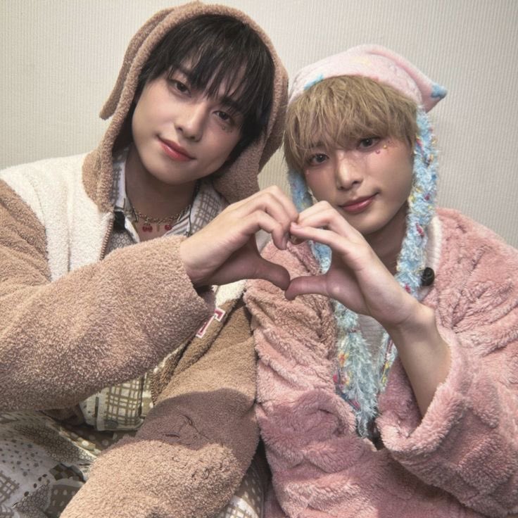 clovers ?⊹ ࣪ ˖ tweet media