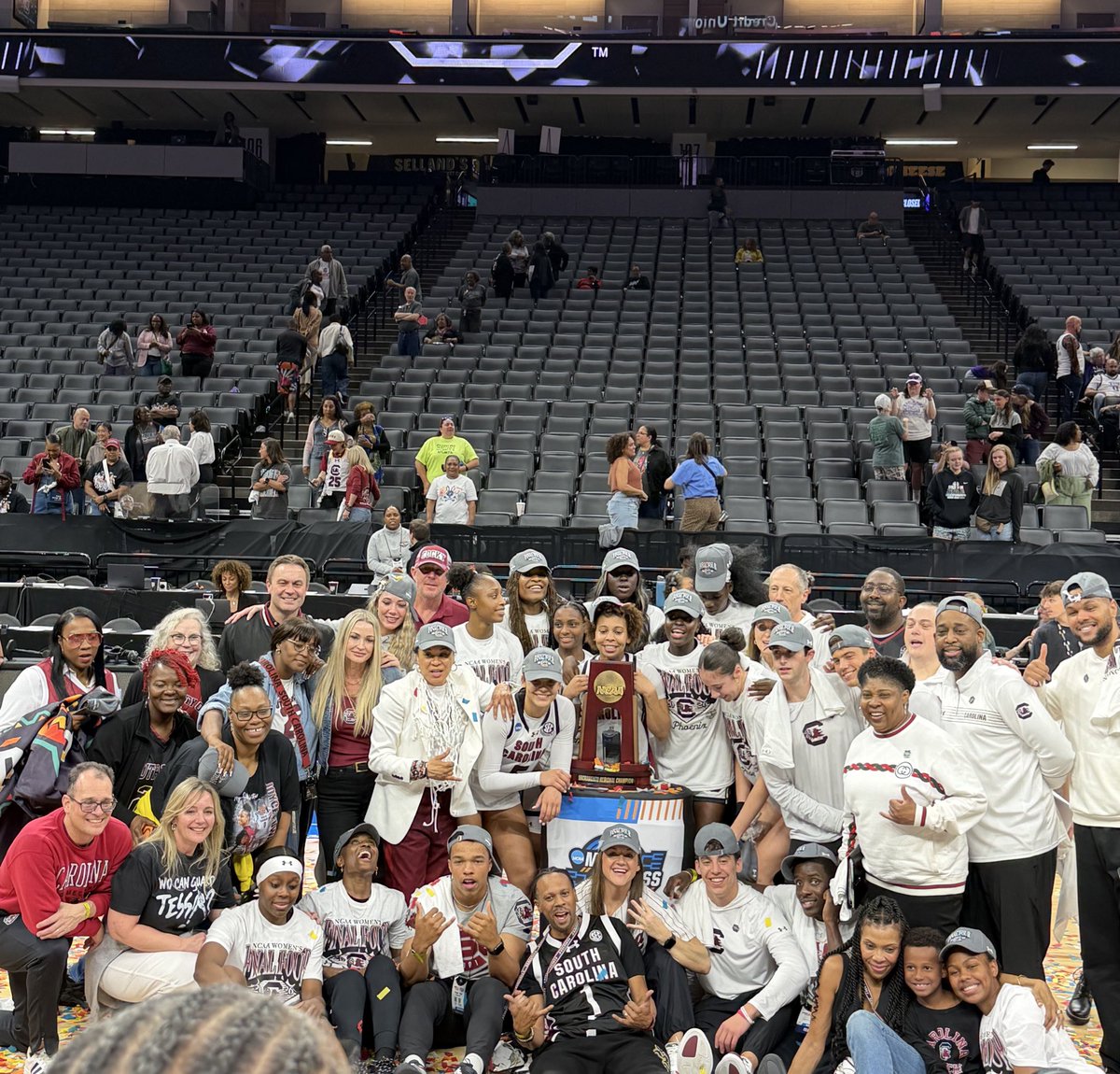 Lulu Kesin tweet media