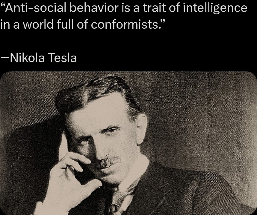 𝚃𝚒𝚖𝚎 𝚃𝚛𝚊𝚟𝚎𝚕𝚎𝚛 tweet media