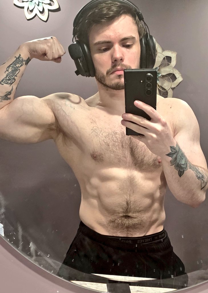 Kaisuda1019 tweet media