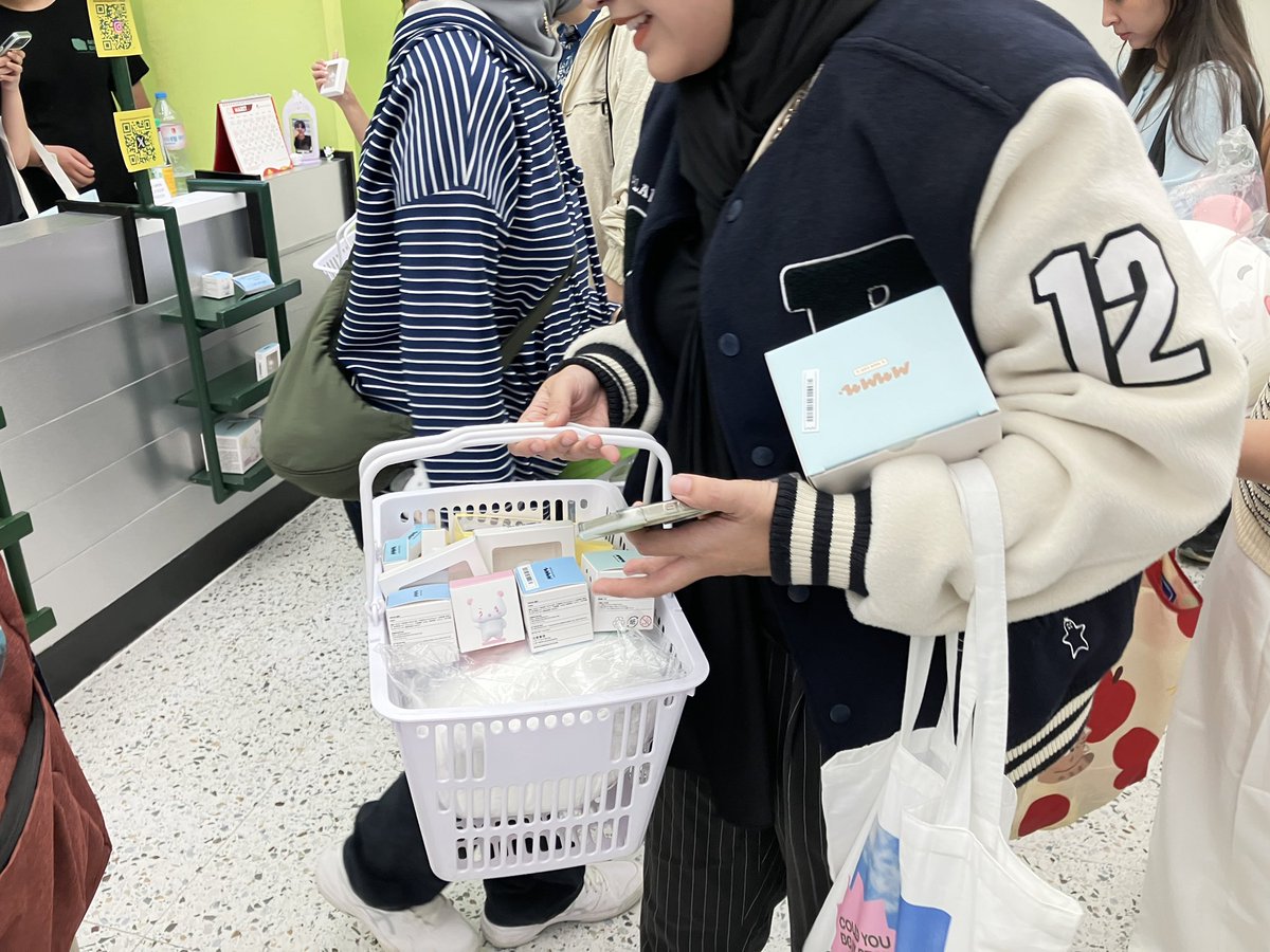 medomkpopmerch's tweet image. MMMM BABY ROOM POP-UP in JAKARTA 🍼

Get ready~

🗓️ 2026.03.31 (TUE) – 2026.04.19 (SUN)
🕓 10:00 – 22:00(WIB)
📍 KPOPMERCH ME:DOM, LGF, Gandaria City Mall

#PLAVE #MMMM #BabyMMMMStory
#MMMM_POPUP #JAKARTA