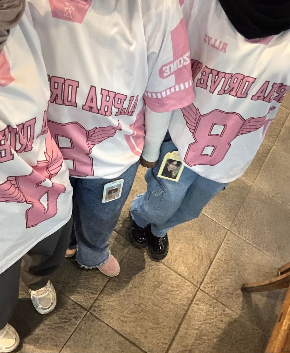 iyoota^_^ baca bio! tweet media