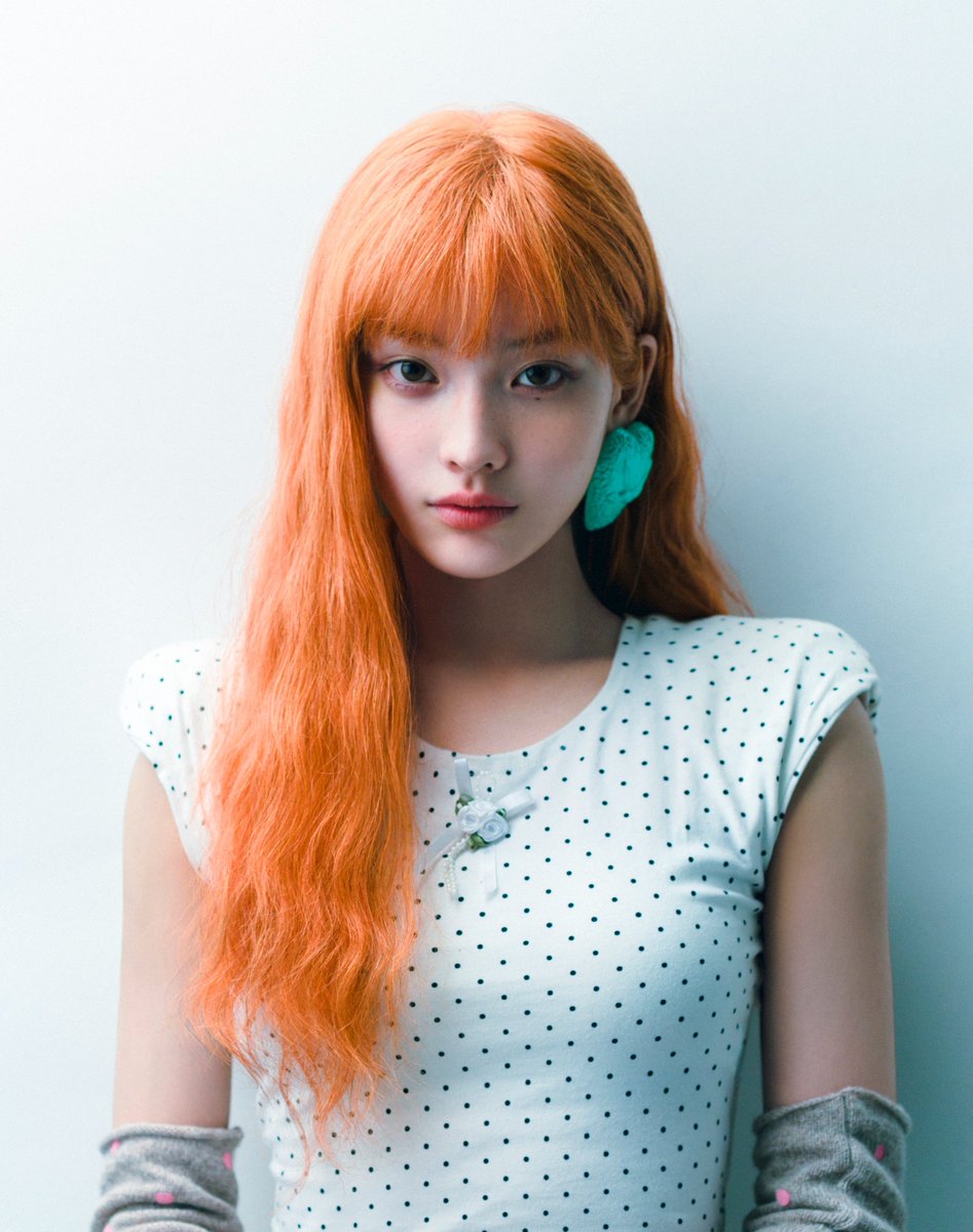 ILLIT PICS tweet media