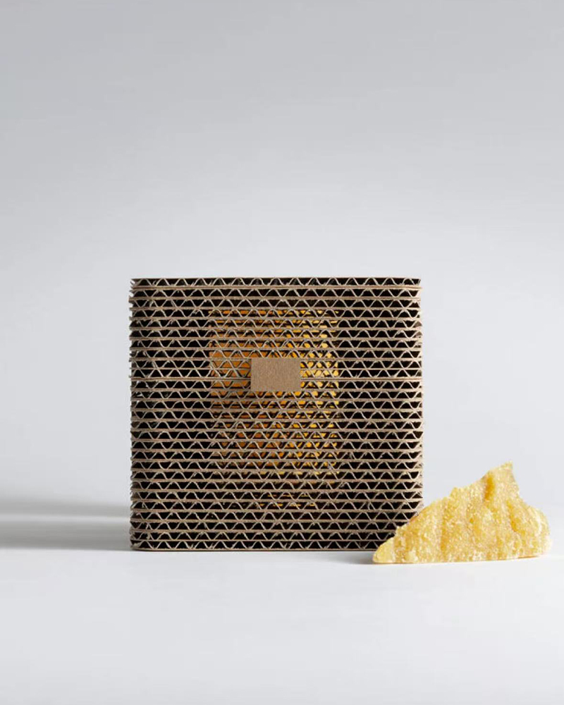Ydxpackaging's tweet image. Nature’s Engineering, Redefined: The Bee Loop Revolution 🐝

#SustainablePackaging #EcoFriendlyDesign #PackagingInnovation #SmartLogistics #HoneyBrand