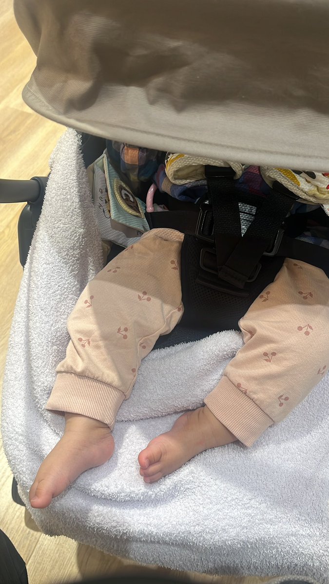 まりお tweet media