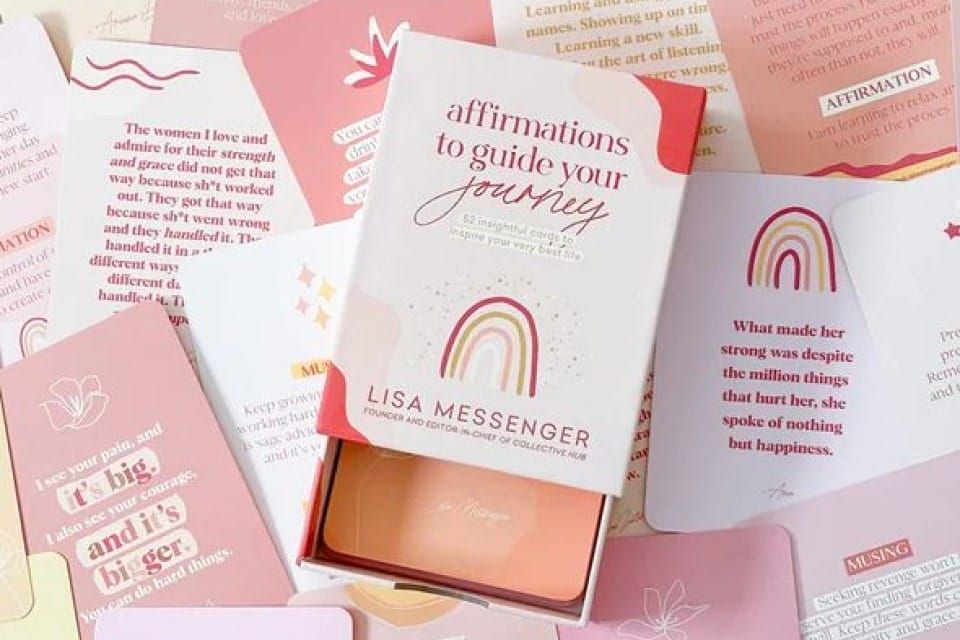 PackMojo's tweet image. 💡 Card Box Detail: Using a custom embossing/debossing of the suit on the tuck box makes the design tactile and feels instantly higher quality in hand. A small detail, huge impact. #DesignDetail #PackagingTips 

packmojo.com/blog/custom-pl…