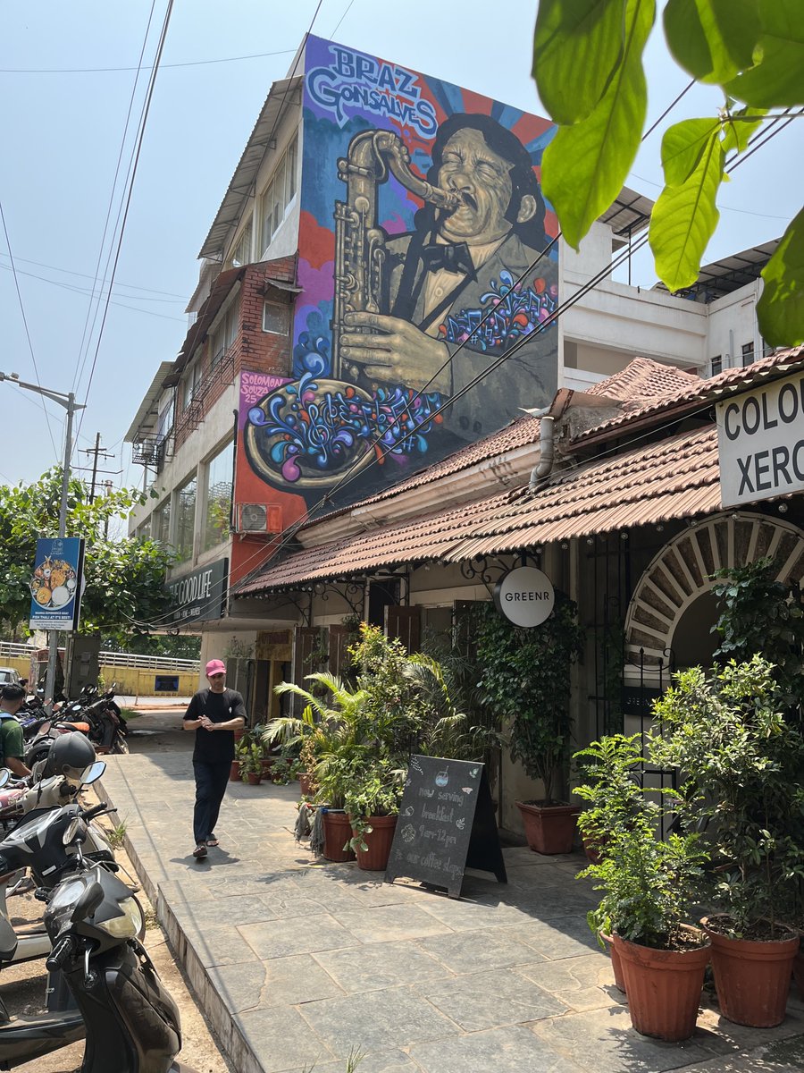 naresh fernandes tweet media