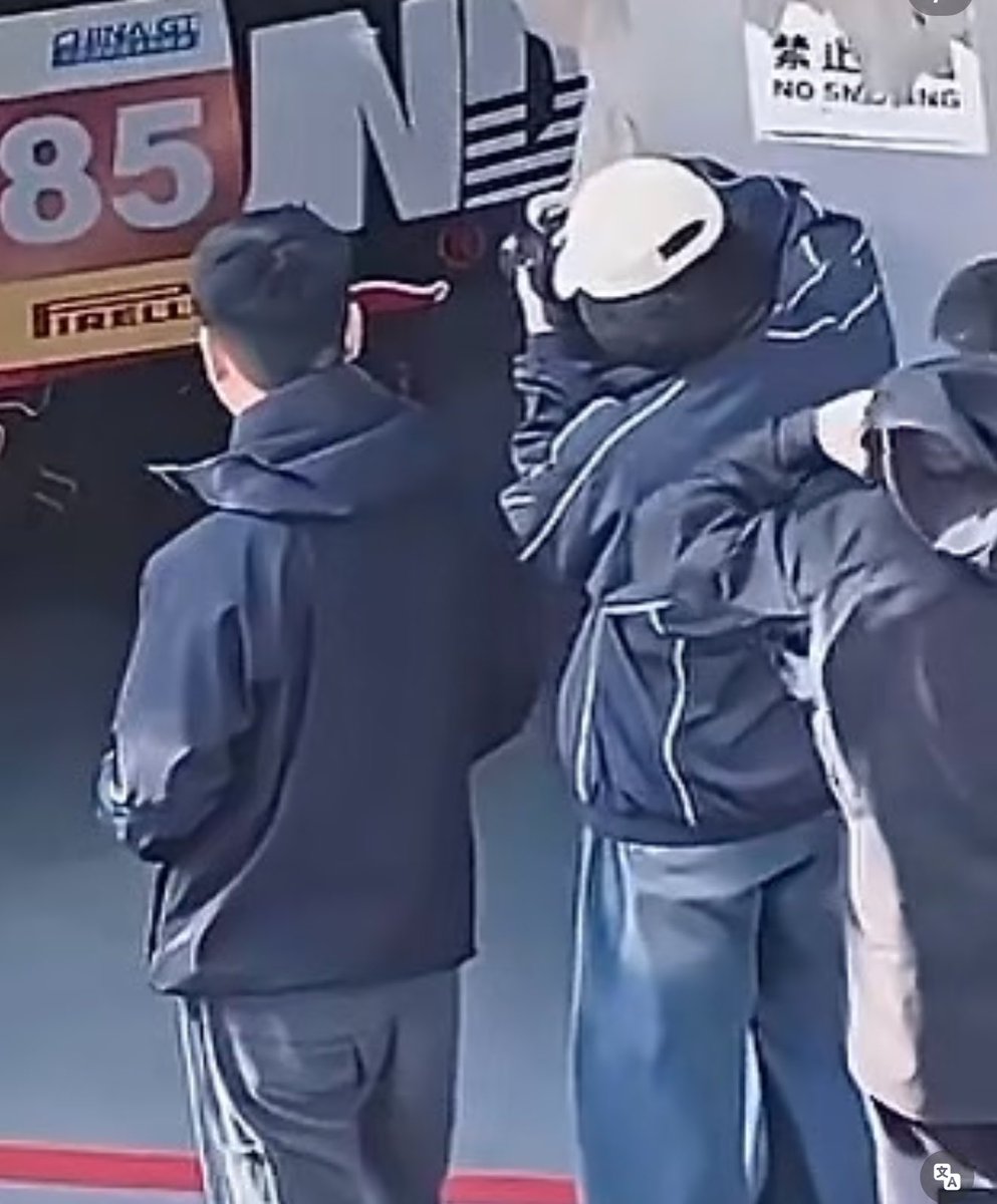 Blur The Line tweet media