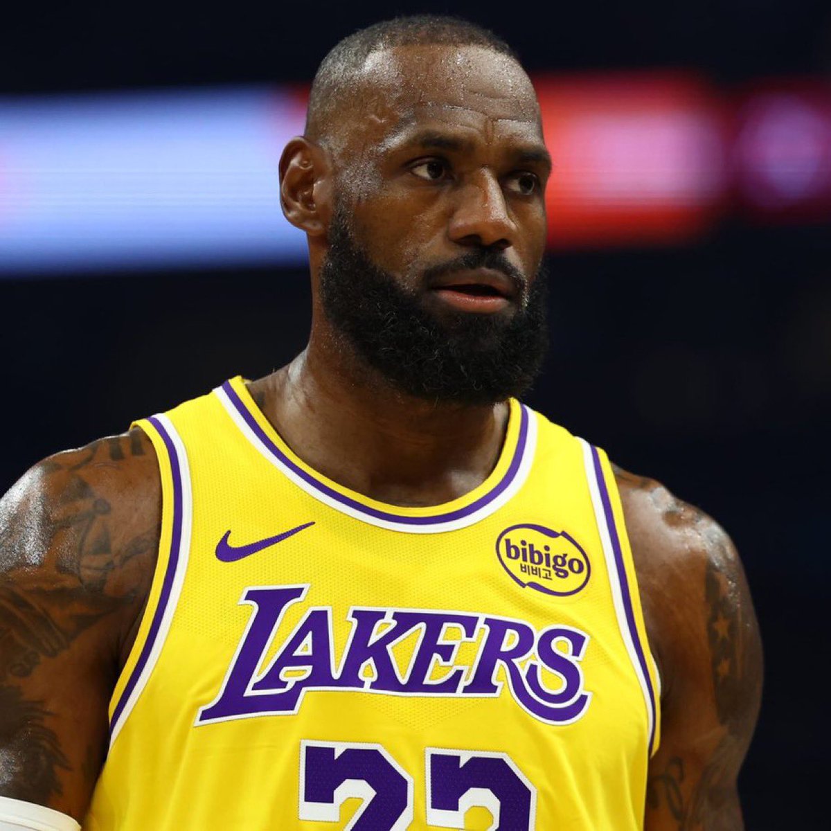 Witness King James tweet media