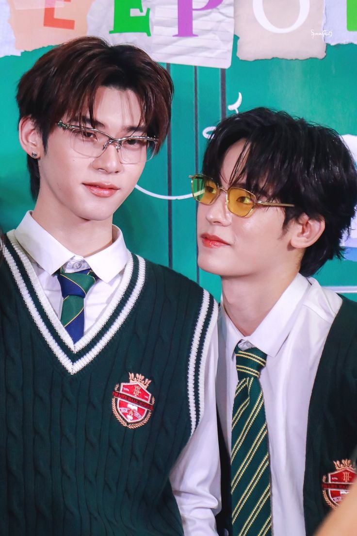 hanni ★ | teeteepor ♡ tweet media