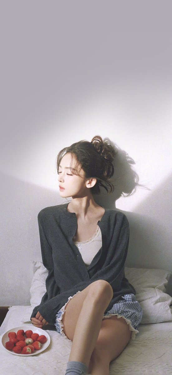 古力娜扎美图 可以当手机壁纸 https://t.co/W3yMTdcmGP