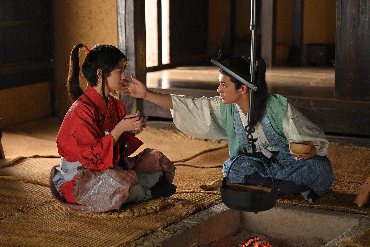 映画「炎かがよへ」公式 tweet media