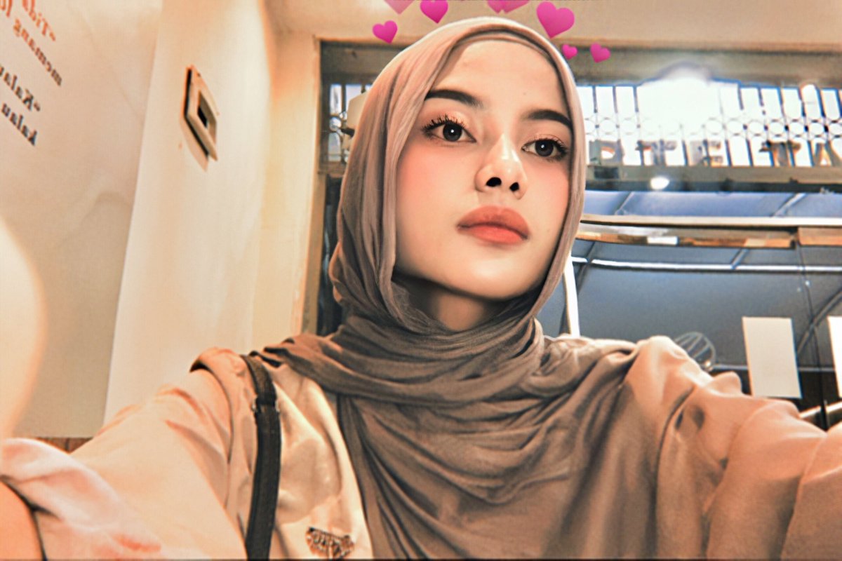 𝑒𝓋𝒾 tweet media