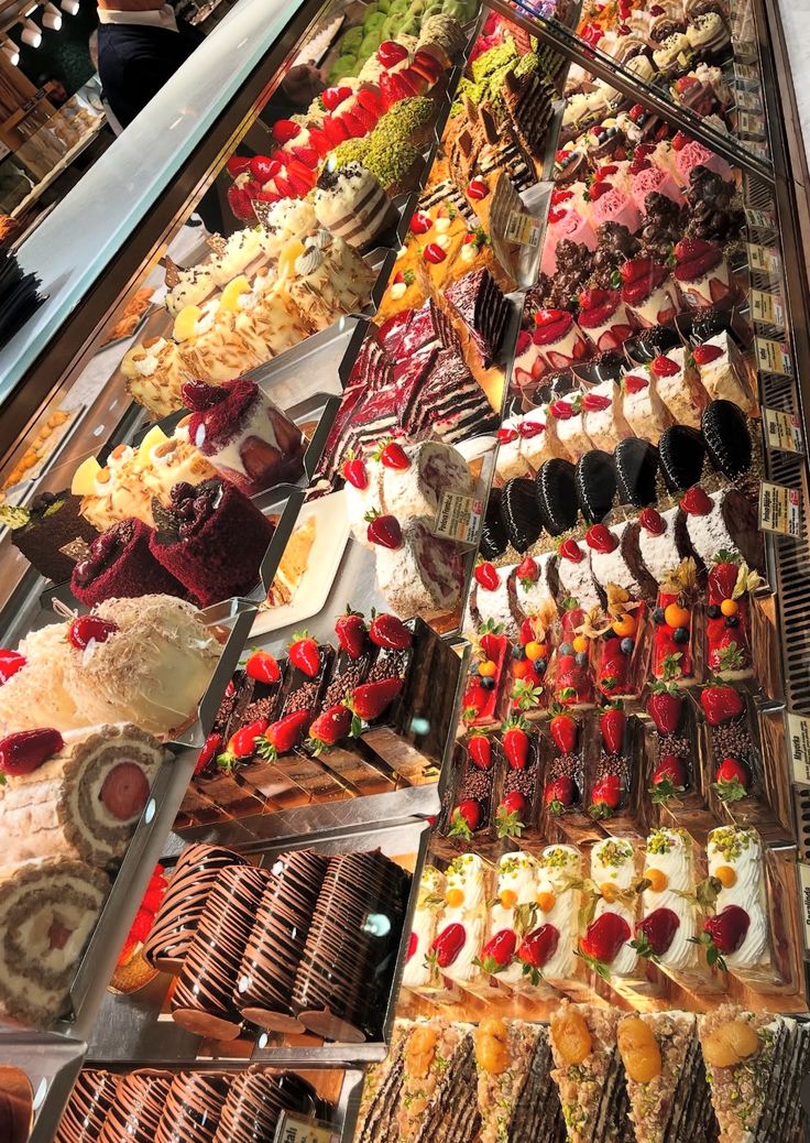 food aesthetic tweet media