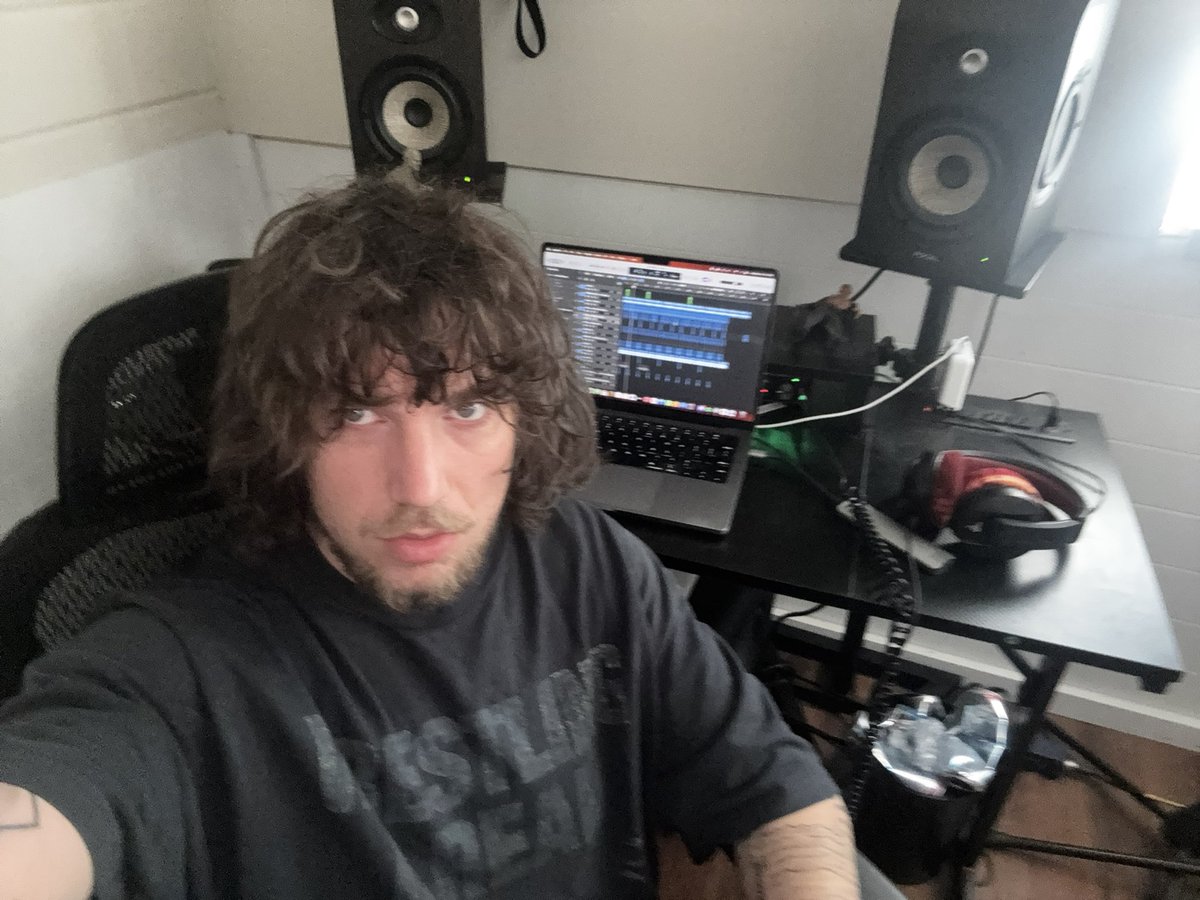 SLIM GUCCI tweet media