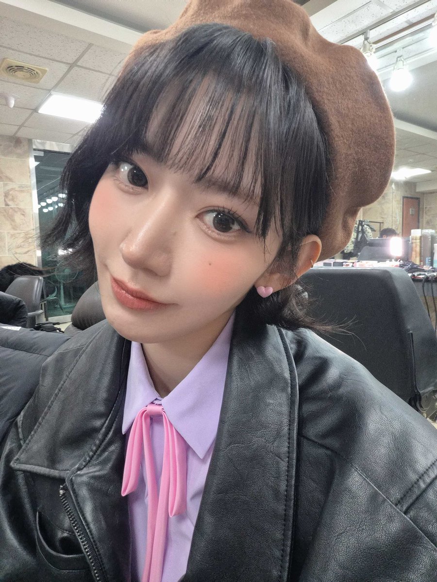 le sserafim pics tweet media