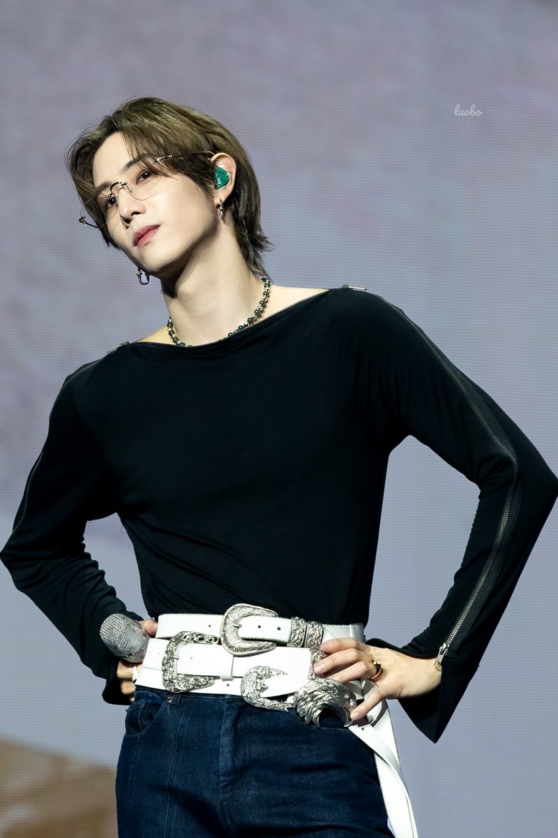 luobo0527's tweet image. Silhouette: The Shape of You
FANCON in MACAU

🇲🇴 ²⁰²⁶/₀₃.₂₈ᵕ̈

@marktuan 
#MarkTuan
#Silhouette 
#MarkTuanTheShapeOfYou_Macau