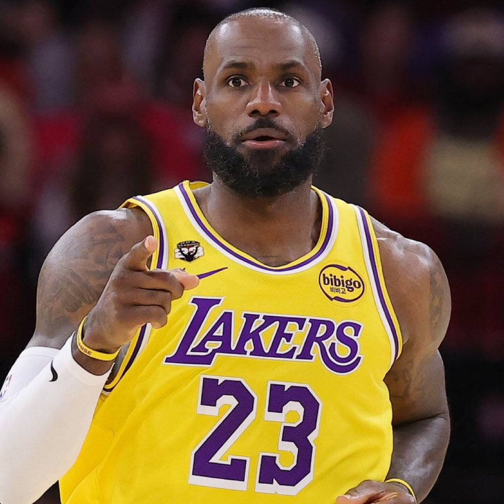 Witness King James tweet media