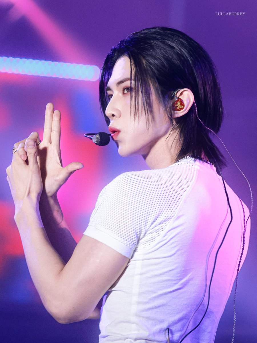 𖦹⭒ kash °｡⋆ tweet media