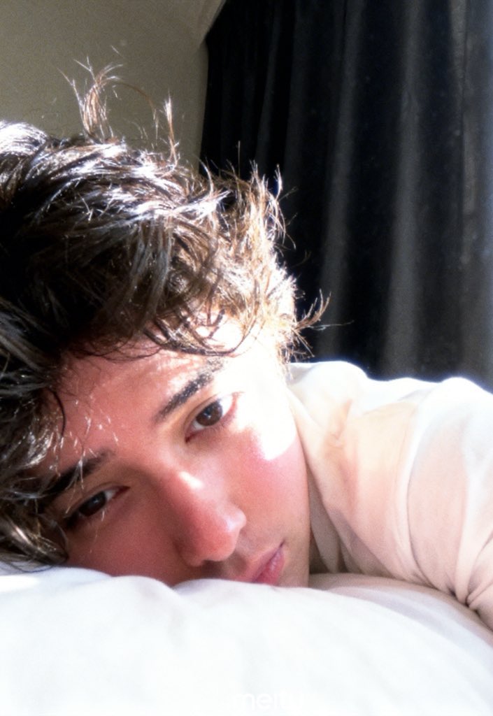 zac spears tweet media