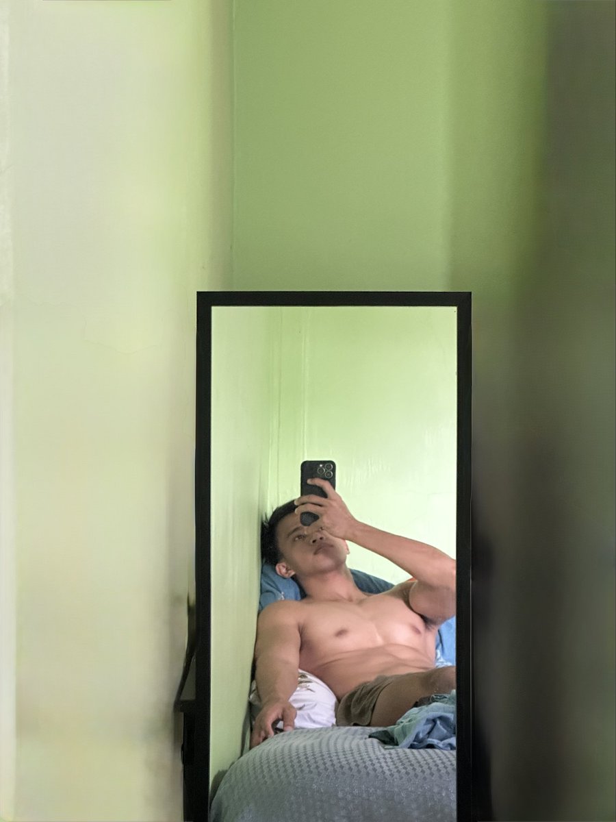 Ian tweet media