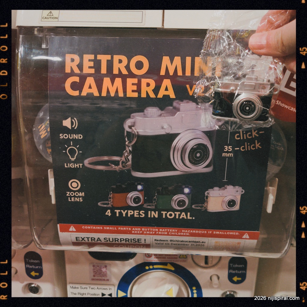 nijispiral's tweet image. This month’s photo theme was about gacha toys. Read more on my blog: nijispiral.com/blog/?tag=Week…

#Photography  #toycamera #lofiphotography #oldroll #nijispiral #gacha