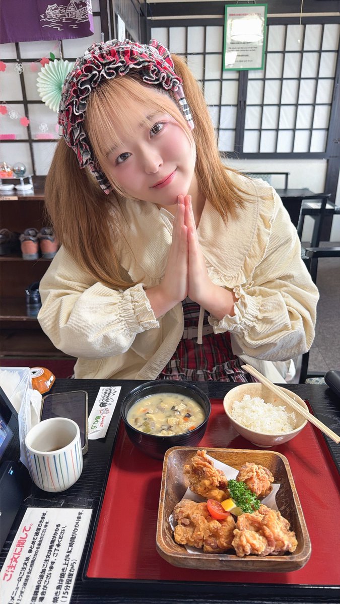 ふわわ☁️革命メロイック tweet media