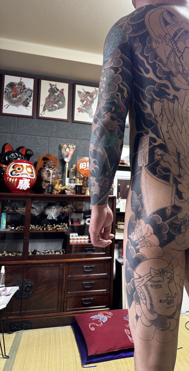 世墨文身 tweet media