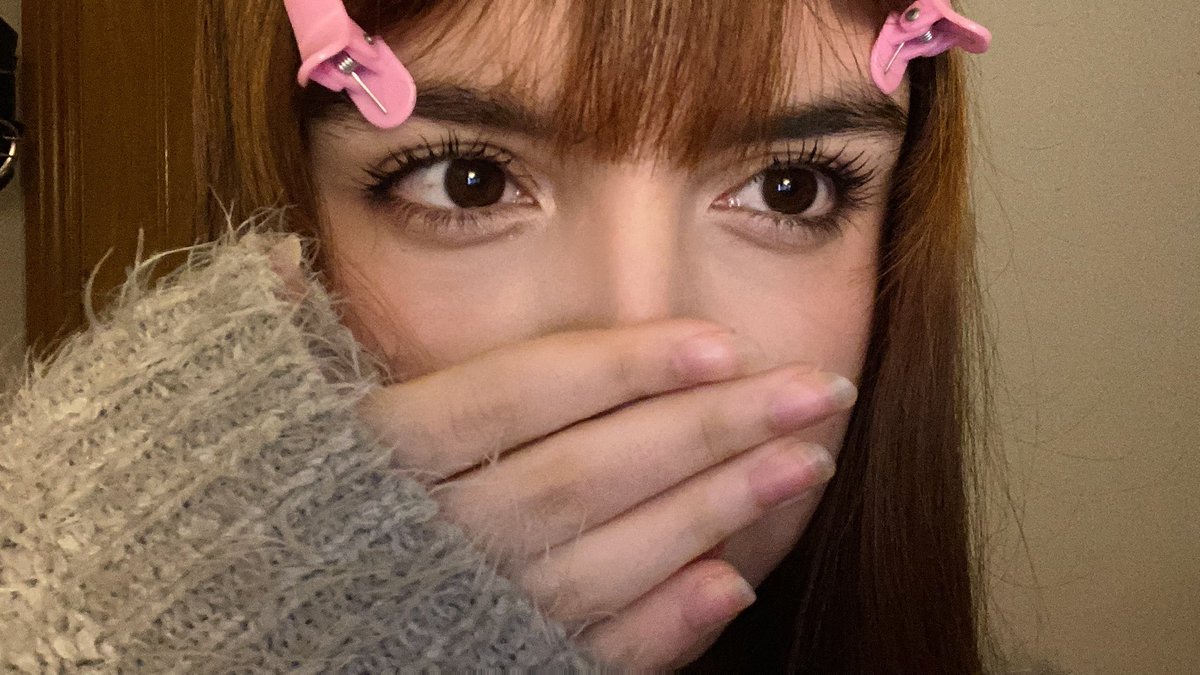 rina ❨ꪆ tweet media