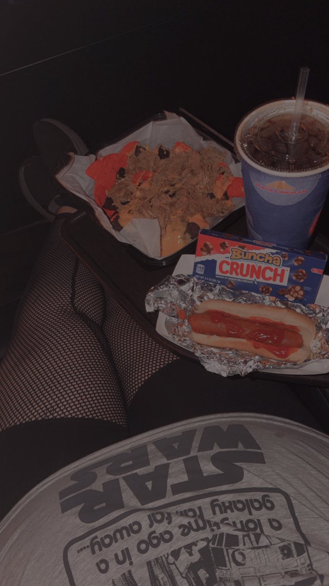 MsAnnieCakes's tweet photo. Girls Date Night 💖 #Movies #YogurtLand #ReadyOrNot #fyp #fypシ゚  #plussize #thickthighs #savinglifes https://t.co/vDjzU1xmhA
