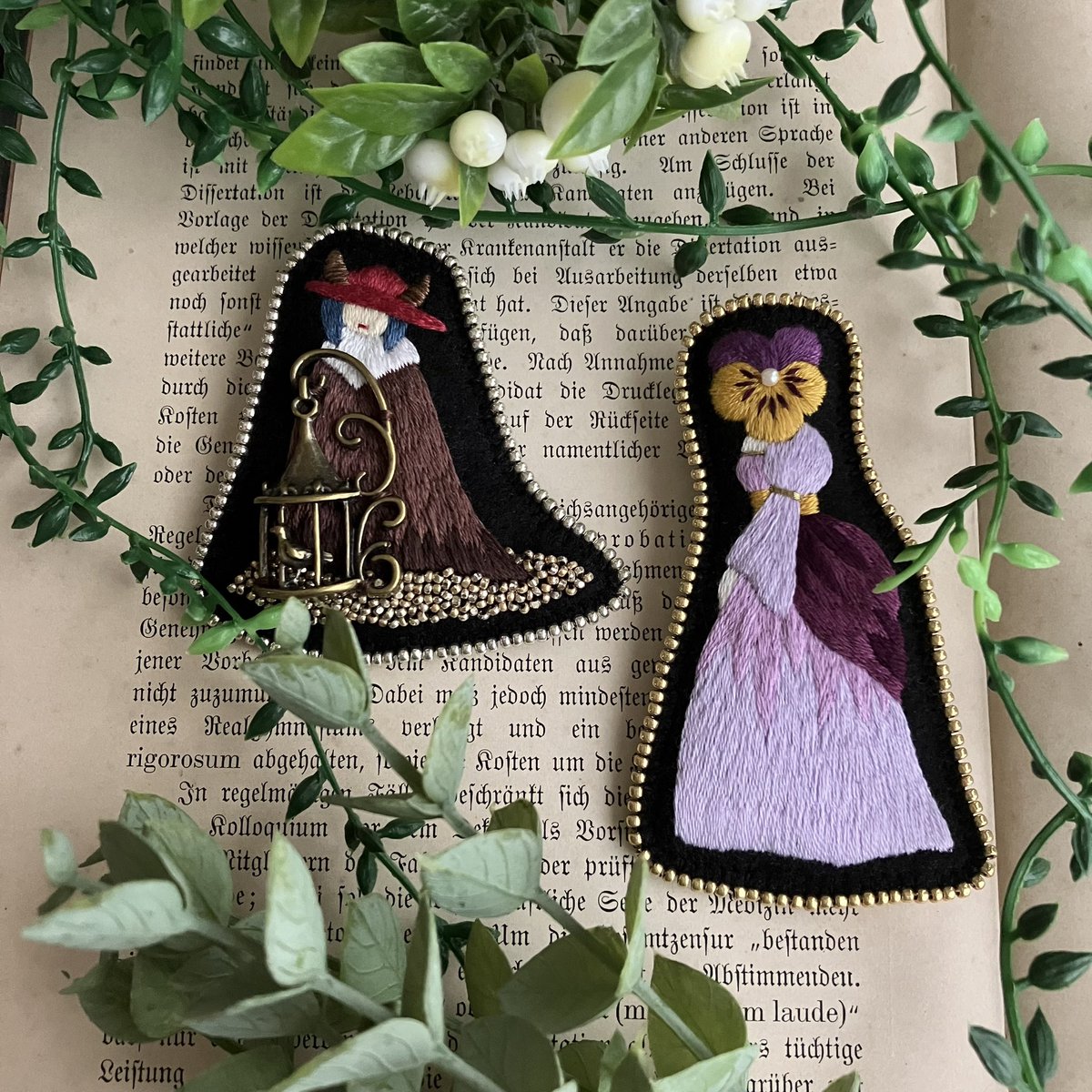 ＊お知らせ＊
文学フリマ東京42   5/4(月祝)  出展します。
東京ビッグサイト南1-2
ブース:  I-82

デザインフェスタvol.63
5/23(土)・24(日)  出展します。
東京ビッグサイト　西・南館
ブース:  P-107

日が近い為、まとめてのお知らせになってしまいましたが、どちらもどうぞよろしくお願いします🦇