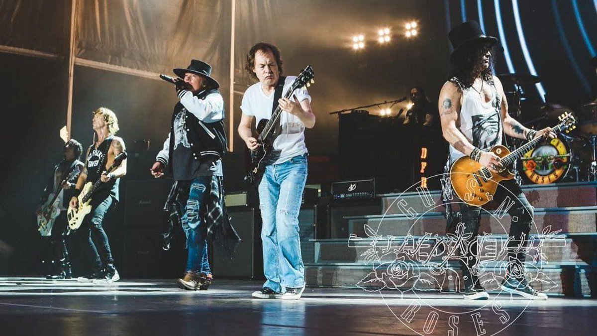 Slash France tweet media