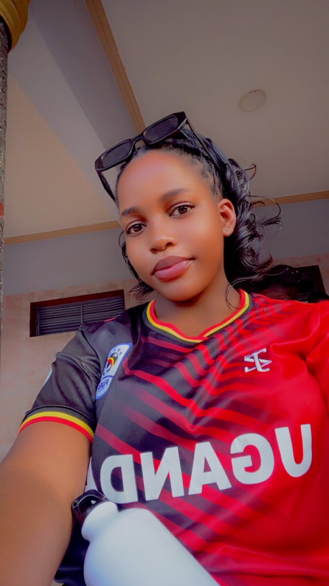 Cathy🙃 tweet media