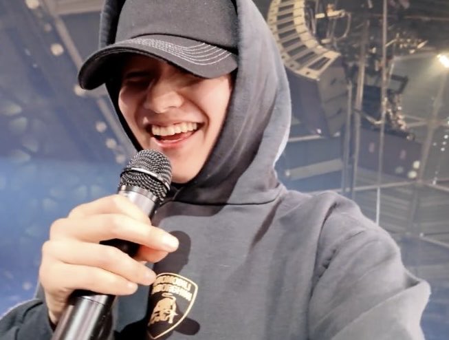 𝐉𝐔𝐍𝐎𝐍 𝐋𝐎𝐎𝐏𝐒 tweet media