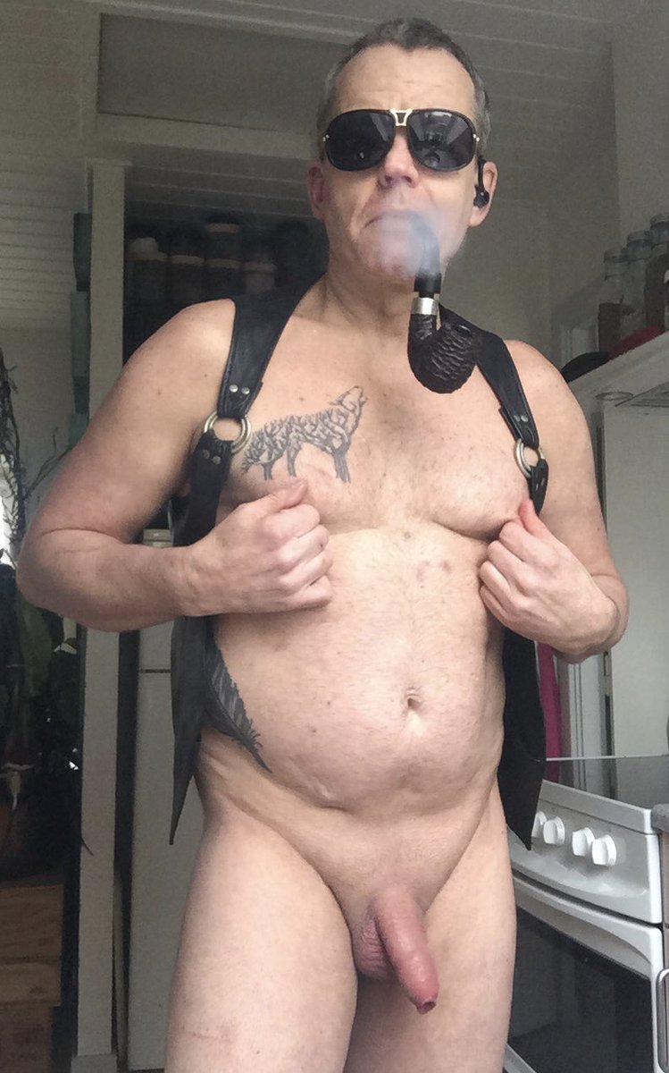 Fit pipe smoking leatherman tweet media