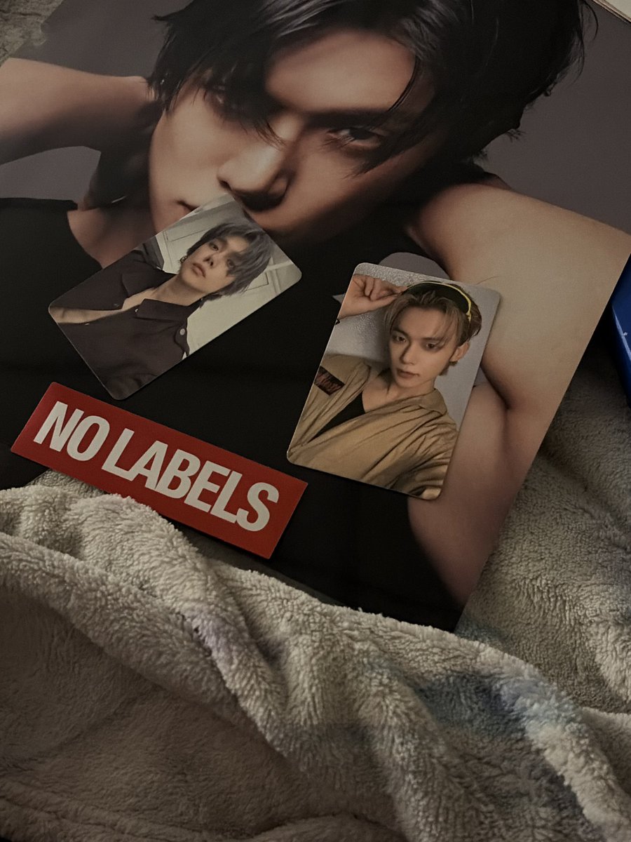 vanteviola's tweet photo. i’m still happy with my yeonjun album :’) https://t.co/nzvKE3Wb4N
