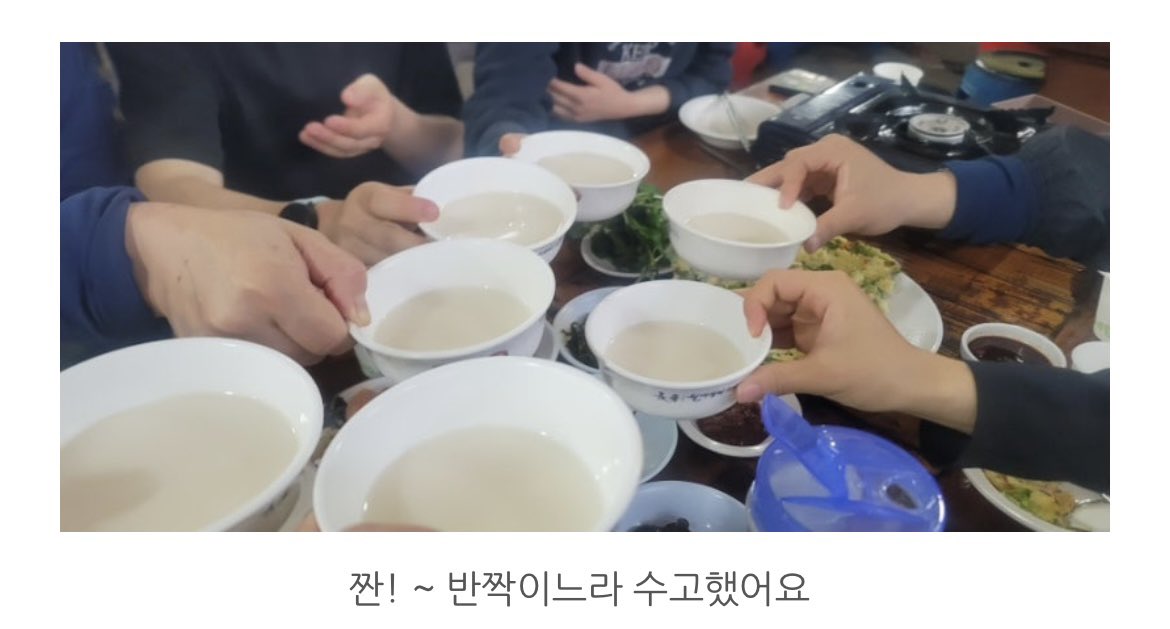 -너를 잃지 마라-

꽃잎은 져도 괜찮아 마음에 핀 꽃은 시들지 마라

바람에 흔들려도 괜찮아 바람에 지지 마라

대단한 꿈 없어도 괜찮아
내 안의 희망을 버리지 마라

희미한 불빛이라도 괜찮아
짙은 그림자에 물들지 마라

너는 충분히 반짝이고 있으니
다 괜찮아, 진심이야