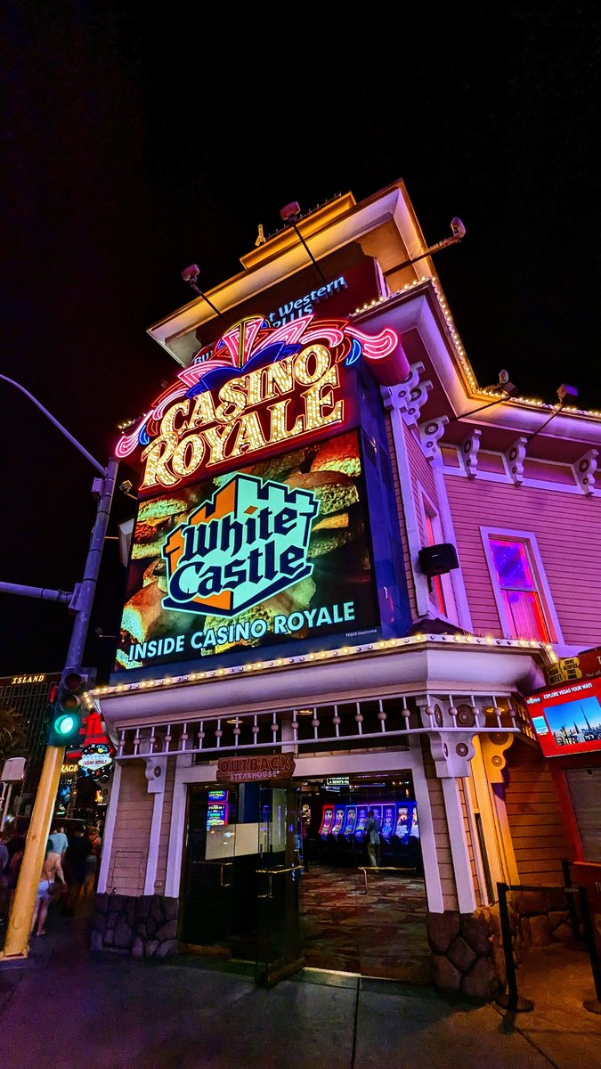 Las Vegas Locally 🌴 tweet media