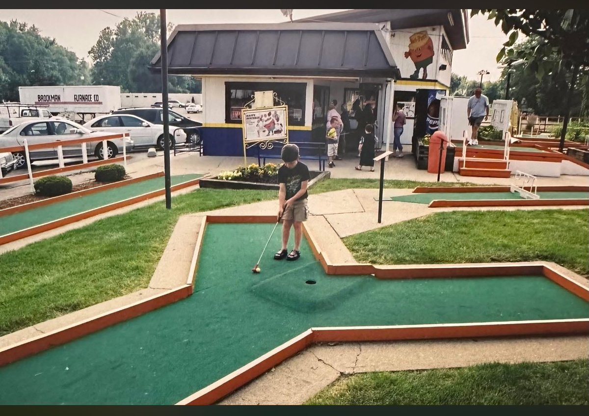grrbycakez's tweet photo. ⛳️ https://t.co/Qfga2mlhZW
