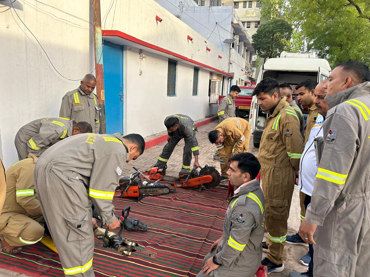 Fire and Emergency Service, Meerut tweet media