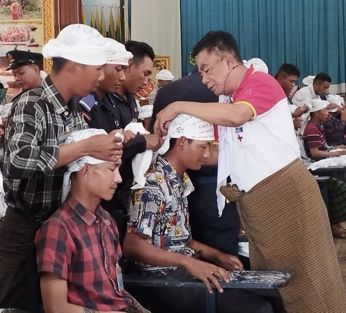 MyanmarRedCross's tweet image. A one-week Basic #FirstAid Training, jointly organized by the #MyanmarRedCross and #Fire Services Department, was held in Pyin Oo Lwin from March 16–22.
A total of 381 trainees actively took part, gaining both practical and theoretical first aid skills from Red Cross trainers.