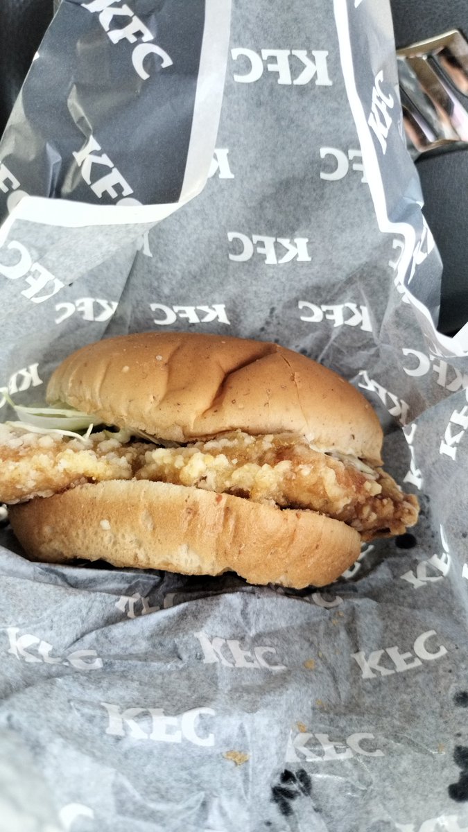 ごりぴー tweet media