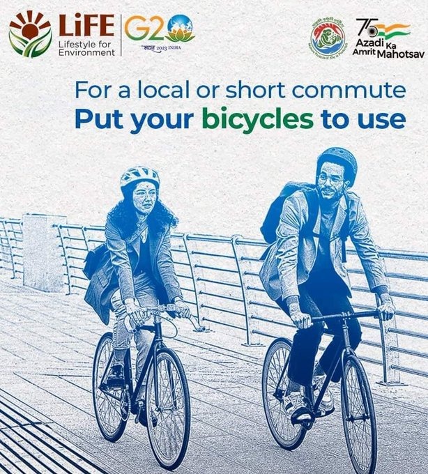 NWRailways's tweet photo. 🚴‍♂️🌿 छोटी दूरी के लिए साइकिल अपनाएं!
🚫 ईंधन बचाएं, 🌍 पर्यावरण बचाएं
#IndianRailways #NorthWesternRailway 
#MissionLiFE 🌱 #ChooseLIFE 🌱
#GoGreen 🌿 #CycleLife 🚴‍♂️ #EcoFriendly 🌍  #SaveFuel ⛽❌#GreenIndia 🇮🇳 
#RideCycle 🚴‍♀️ 💪   #ShortCommute 🚴‍♂️ 
@moefcc https://t.co/1Oy4V1X7oe